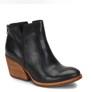 Kork-Ease Chandra Western Boho Stacked Heeled Bootie 7.5